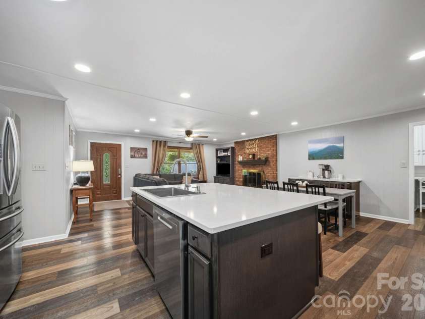 120 General Pemberton Street, Stanley, NC 28164.  MLS# CAR4349104, YatesRealty ID 13417. 