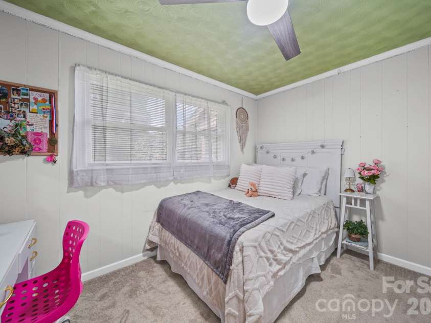 120 General Pemberton Street, Stanley, NC 28164.  MLS# CAR4349104, YatesRealty ID 13417. 