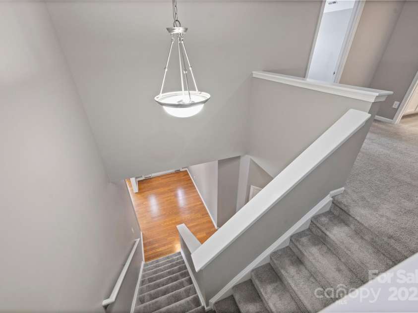 9321 Bradstreet Commons Way, Charlotte, NC 28215.  MLS# CAR4254515, YatesRealty ID 13418. 