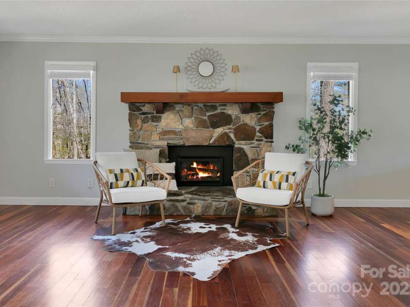 164 Waldsi Court, Brevard, NC 28712.  MLS# CAR4226230, YatesRealty ID 13421. 