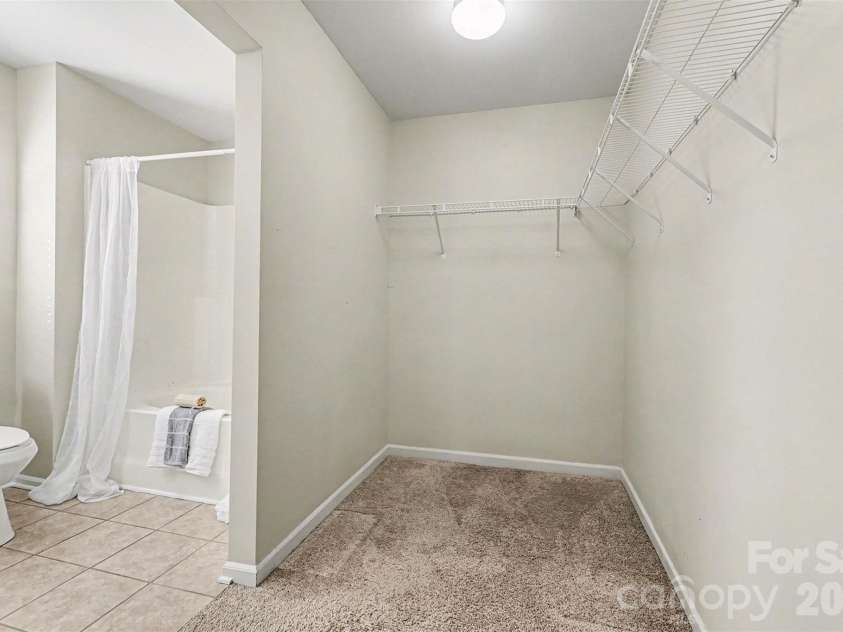 1806 Tradd Avenue, Clover, SC 29710.  MLS# CAR4362230, YatesRealty ID 13421. Large primary walk in closet