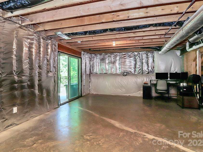 1809 Mill Creek Lane, Concord, NC 28025.  MLS# CAR4238209, YatesRealty ID 13423. 