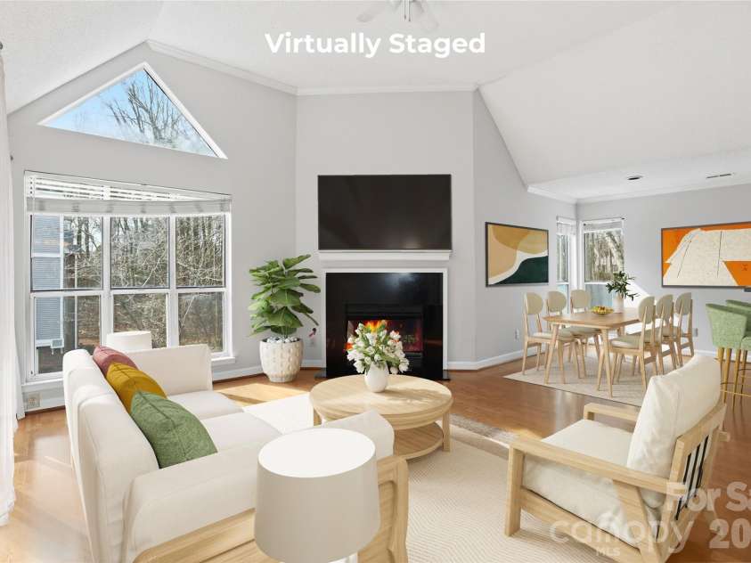 2518 Cranbrook Lane, Charlotte, NC 28207.  MLS# CAR4345010, YatesRealty ID 13423. 