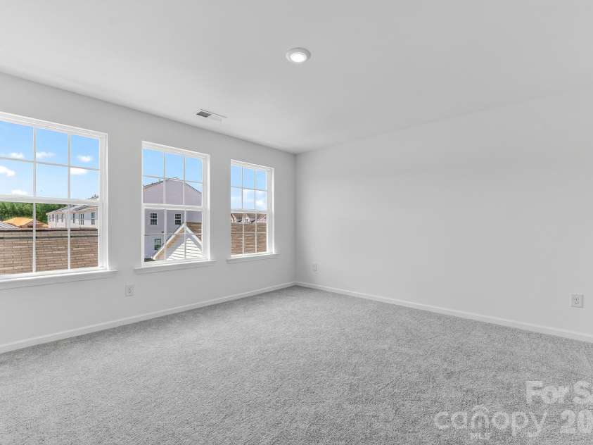 9447 Old Dowd Road, Charlotte, NC 28214.  MLS# CAR4358158, YatesRealty ID 13424. 