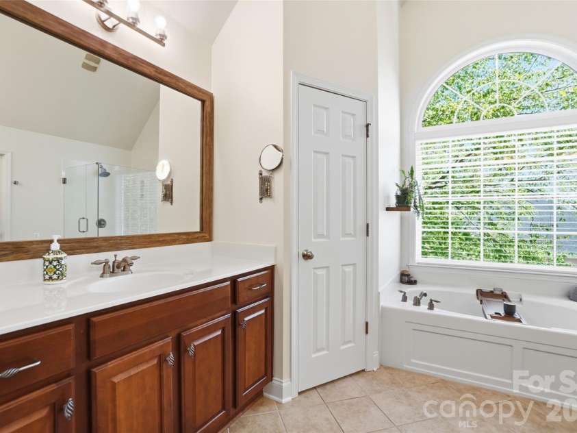 179 Shoreline Parkway, Tega Cay, SC 29708.  MLS# CAR4367689, YatesRealty ID 13426. 