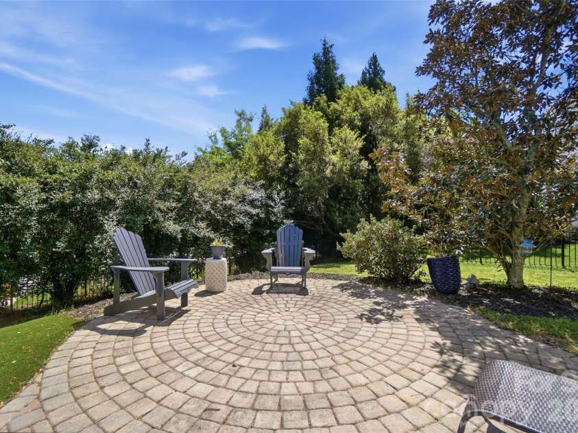 179 Shoreline Parkway, Tega Cay, SC 29708.  MLS# CAR4367689, YatesRealty ID 13426. 