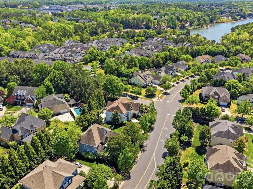 179 Shoreline Parkway, Tega Cay, SC 29708.  MLS# CAR4367689, YatesRealty ID 13426. 