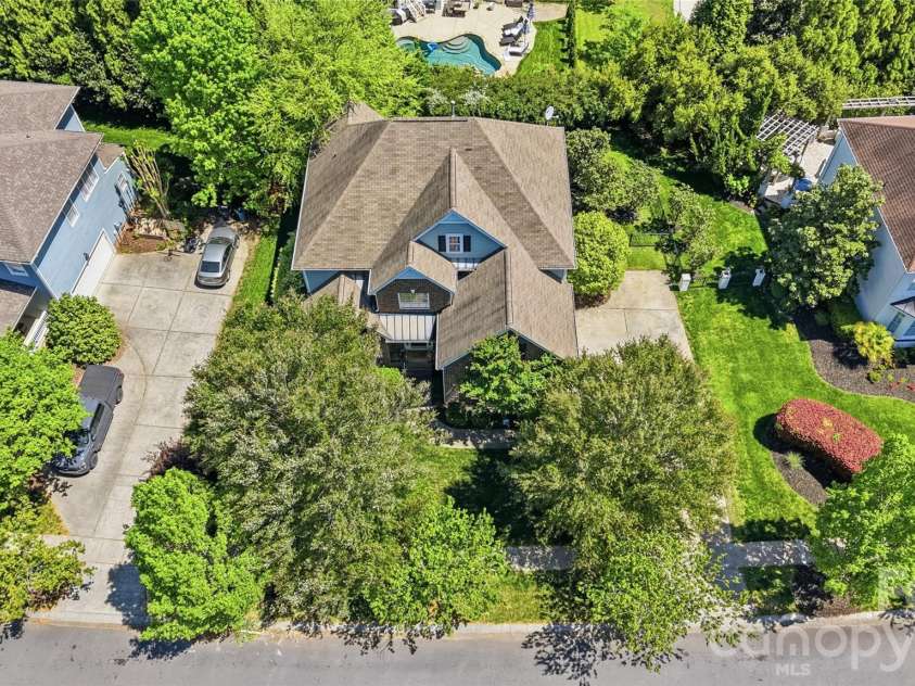 179 Shoreline Parkway, Tega Cay, SC 29708.  MLS# CAR4367689, YatesRealty ID 13426. 