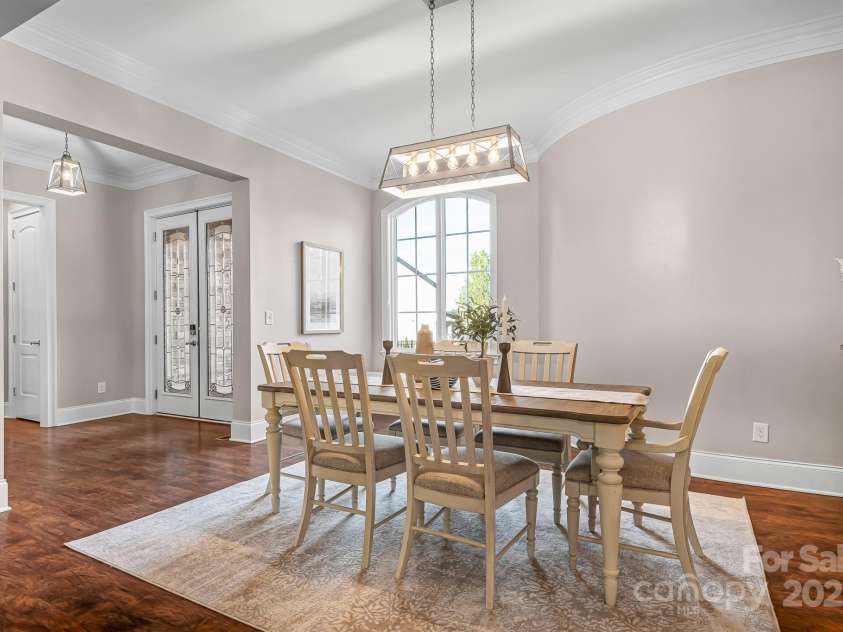 121 Dabbling Duck Circle, Mooresville, NC 28117.  MLS# CAR4232338, YatesRealty ID 13427. Dining room