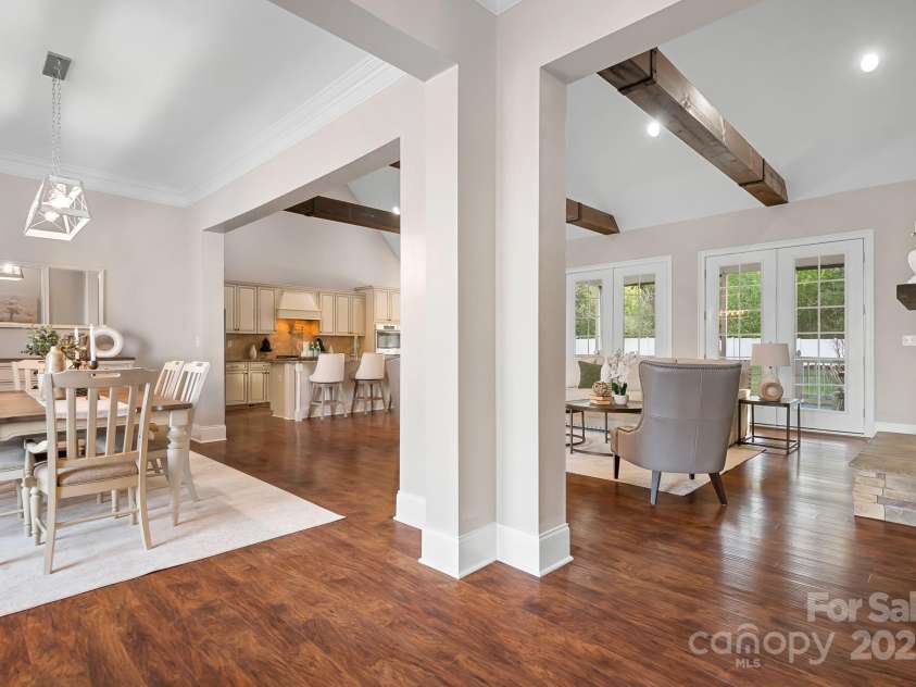 121 Dabbling Duck Circle, Mooresville, NC 28117.  MLS# CAR4232338, YatesRealty ID 13427. Open concept design