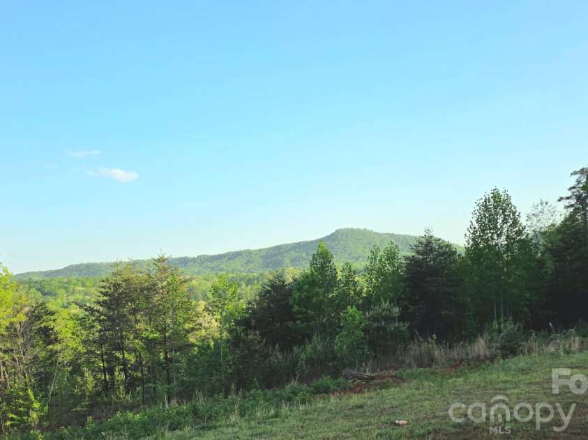400 Mac Drive, Marion, NC 28752.  MLS# CAR4371147, YatesRealty ID 13429. Views