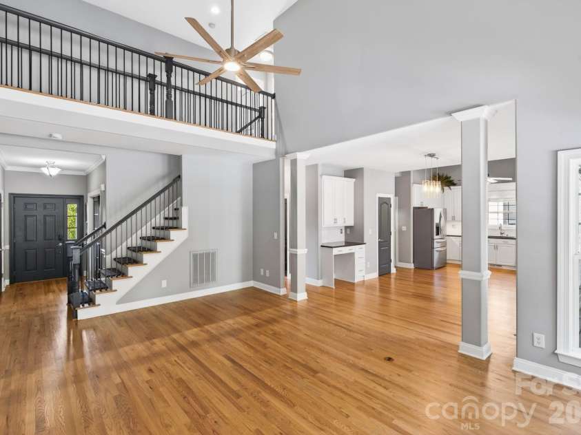 9101 Pitcairn Drive, Tega Cay, SC 29708.  MLS# CAR4363798, YatesRealty ID 13430. 