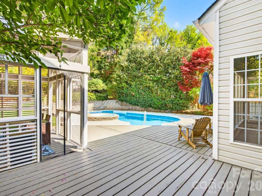9101 Pitcairn Drive, Tega Cay, SC 29708.  MLS# CAR4363798, YatesRealty ID 13430. 