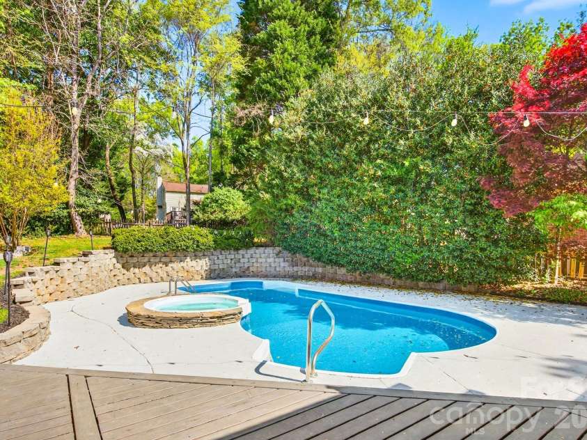 9101 Pitcairn Drive, Tega Cay, SC 29708.  MLS# CAR4363798, YatesRealty ID 13430. 
