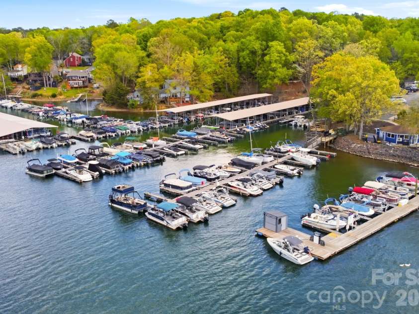 9101 Pitcairn Drive, Tega Cay, SC 29708.  MLS# CAR4363798, YatesRealty ID 13430. 