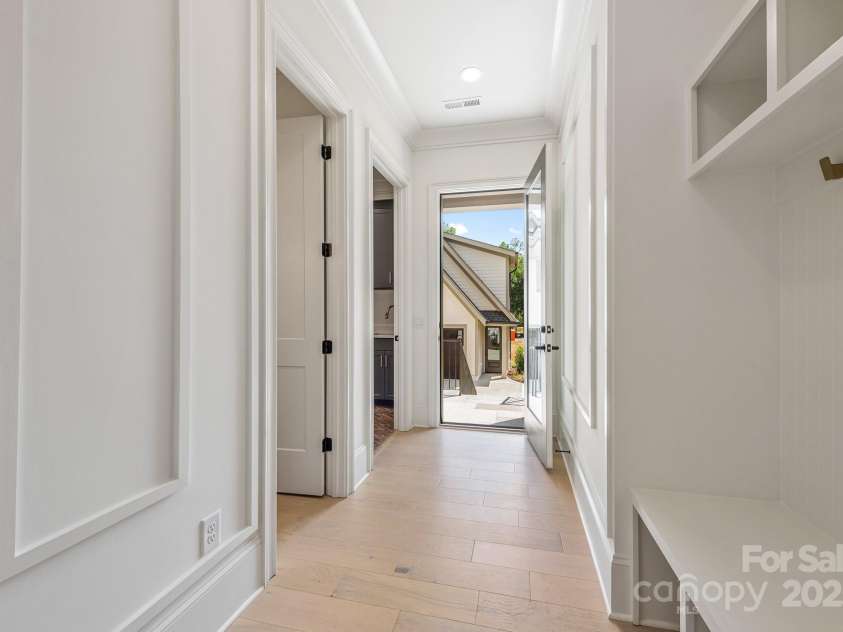 626 Concord Road, Davidson, NC 28036.  MLS# CAR4160733, YatesRealty ID 13431. 