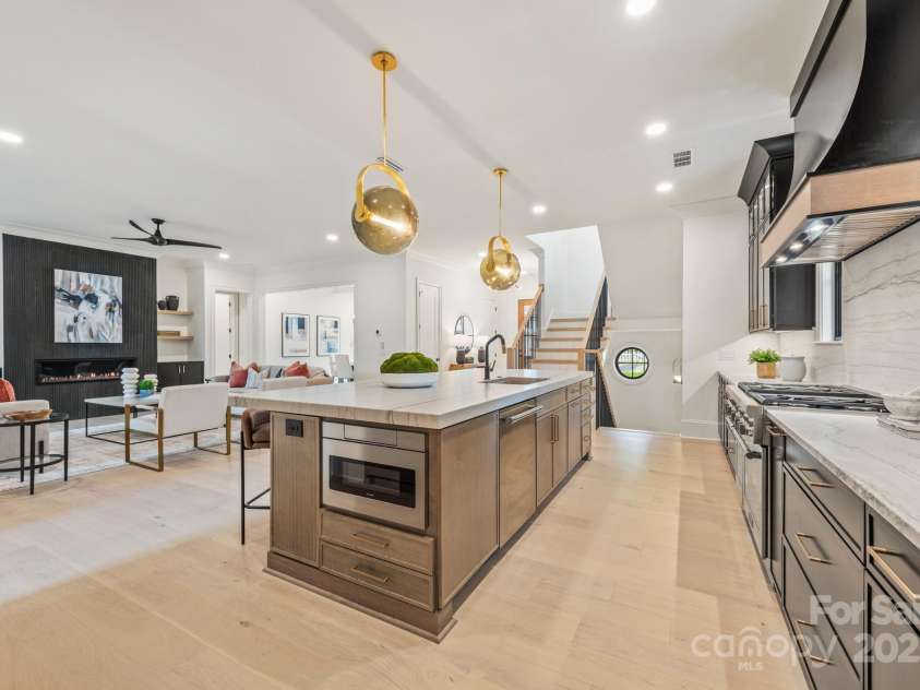 626 Concord Road, Davidson, NC 28036.  MLS# CAR4160733, YatesRealty ID 13431. 