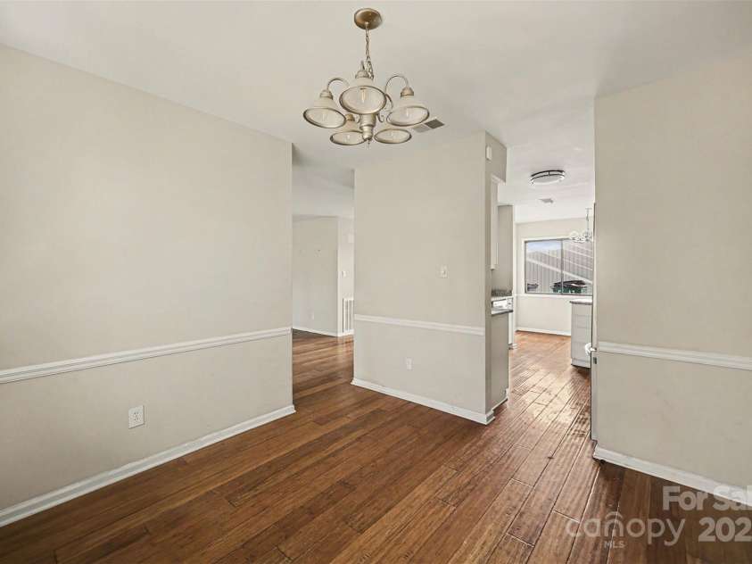 7913 Horse Chestnut Lane, Charlotte, NC 28277.  MLS# CAR4332056, YatesRealty ID 13431. Dining Room