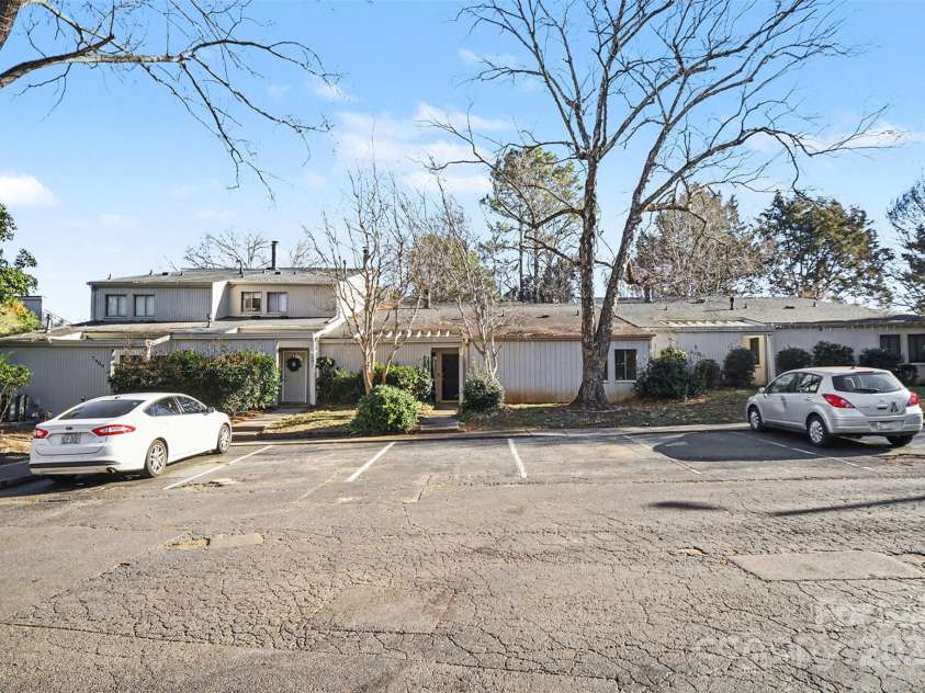 7913 Horse Chestnut Lane, Charlotte, NC 28277.  MLS# CAR4332056, YatesRealty ID 13431. Front Exterior