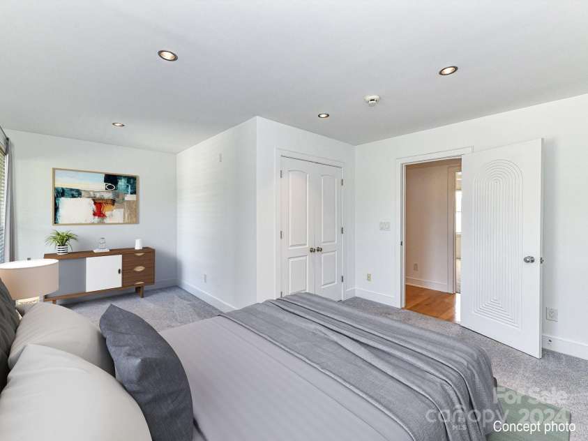 3245 Jackson Road, Mooresville, NC 28115.  MLS# CAR4161494, YatesRealty ID 13432. Bedroom on main level with recessed lights & tons of natural light!