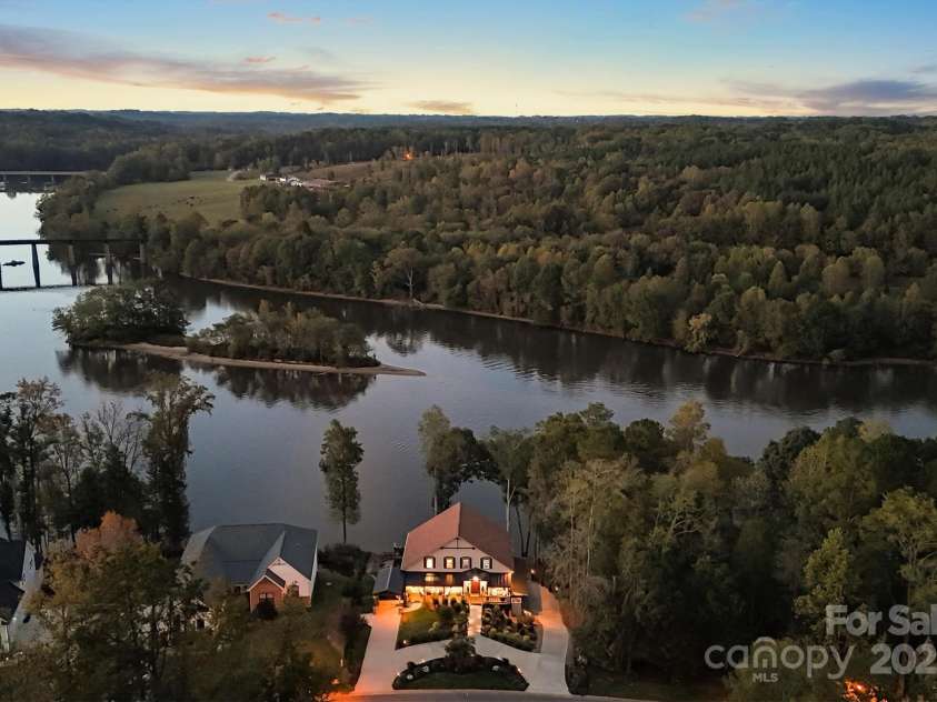 5888 Wood Duck Way, Catawba, NC 28609.  MLS# CAR4312038, YatesRealty ID 13434. 