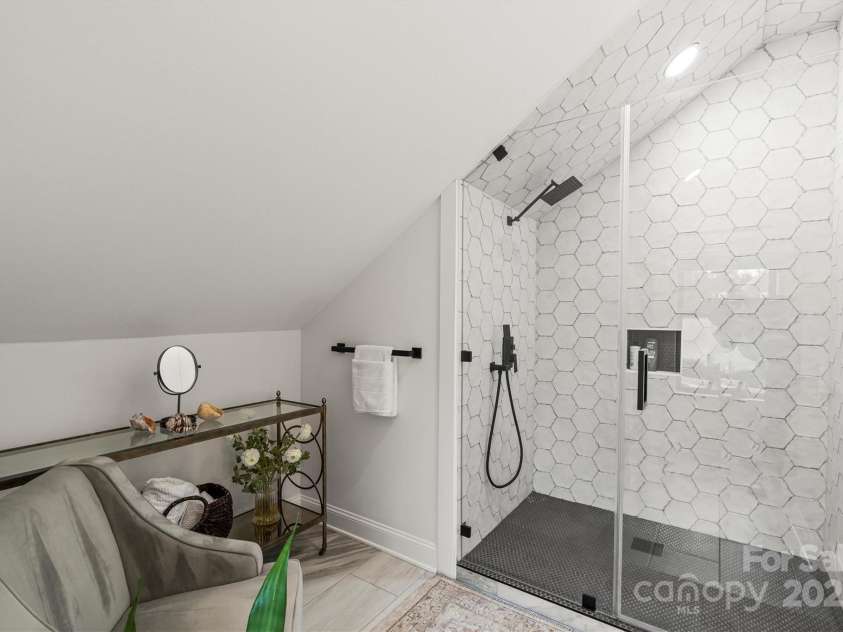 5888 Wood Duck Way, Catawba, NC 28609.  MLS# CAR4312038, YatesRealty ID 13434. 