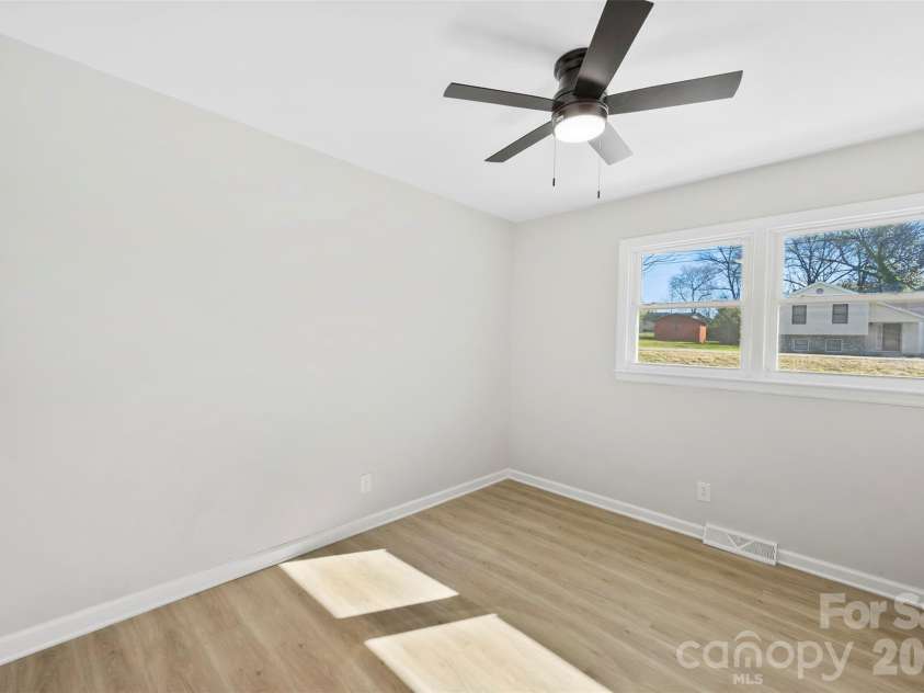 1105 Stanton Drive, Shelby, NC 28150.  MLS# CAR4359295, YatesRealty ID 13435. 