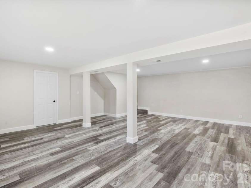 1105 Stanton Drive, Shelby, NC 28150.  MLS# CAR4359295, YatesRealty ID 13435. 