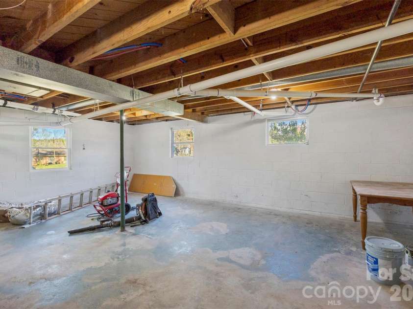 1105 Stanton Drive, Shelby, NC 28150.  MLS# CAR4359295, YatesRealty ID 13435. 
