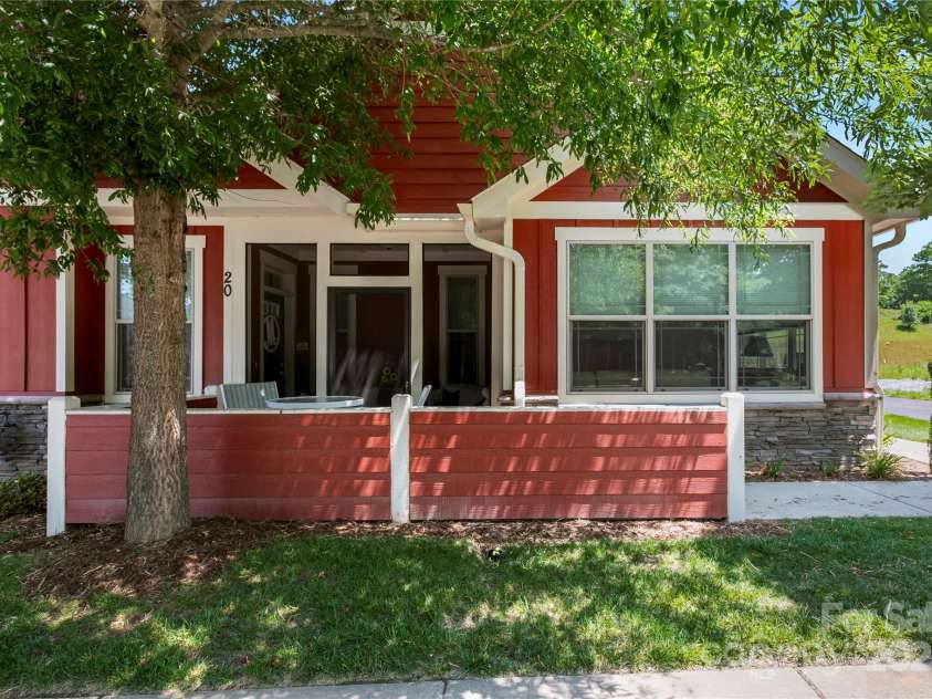 20 Brookstone Place, Candler, NC 28715.  MLS# CAR4248031, YatesRealty ID 13436. Welcome Home!