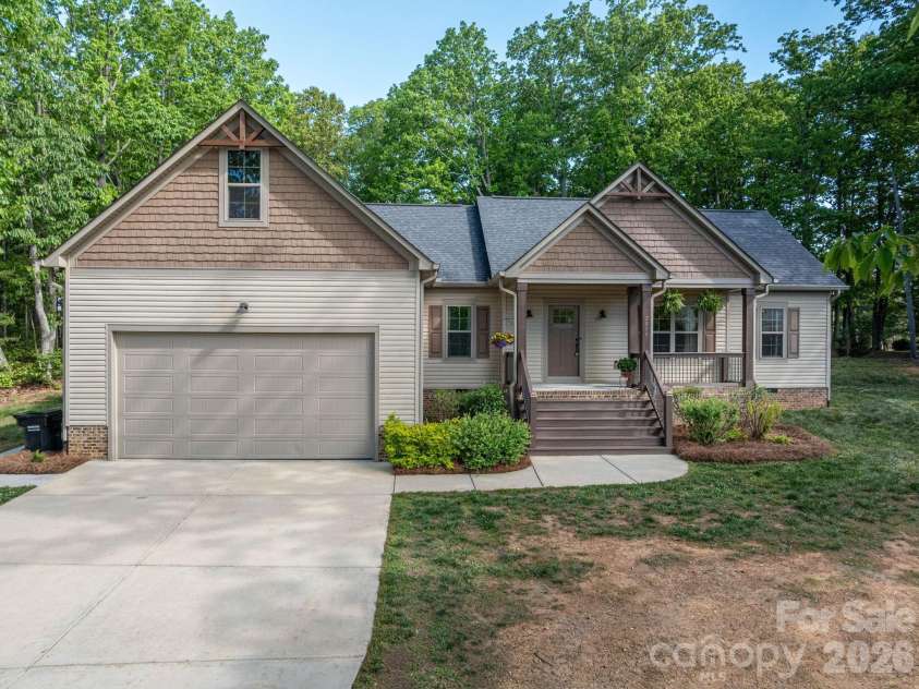 2899 Buffalo Shoals Road, Maiden, NC 28650.  MLS# CAR4368742, YatesRealty ID 13436. 