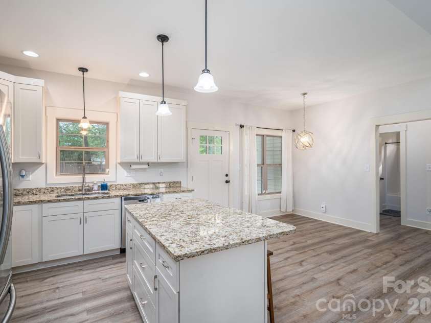 2899 Buffalo Shoals Road, Maiden, NC 28650.  MLS# CAR4368742, YatesRealty ID 13436. 