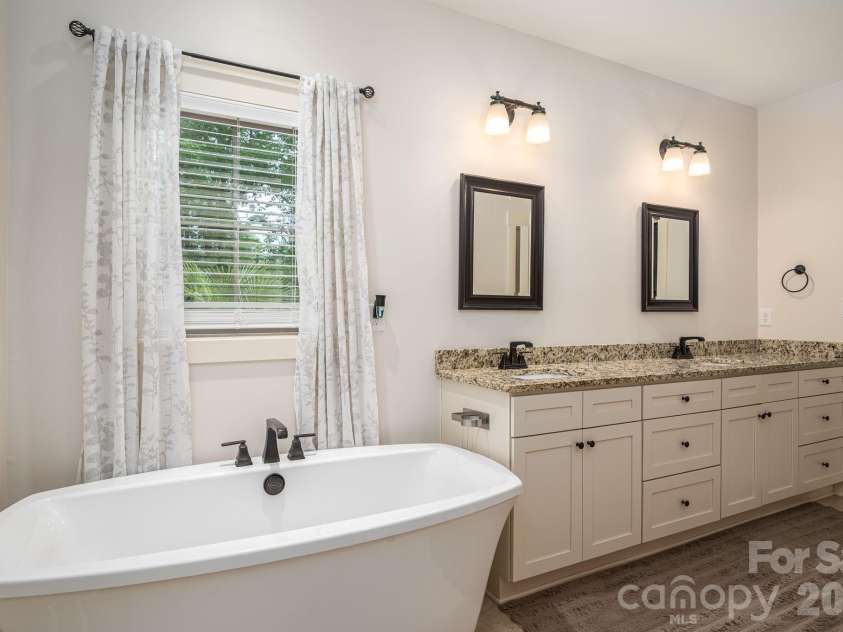 2899 Buffalo Shoals Road, Maiden, NC 28650.  MLS# CAR4368742, YatesRealty ID 13436. 