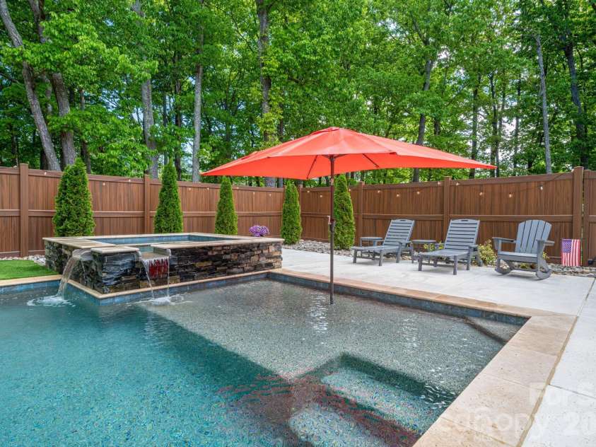 2899 Buffalo Shoals Road, Maiden, NC 28650.  MLS# CAR4368742, YatesRealty ID 13436. 