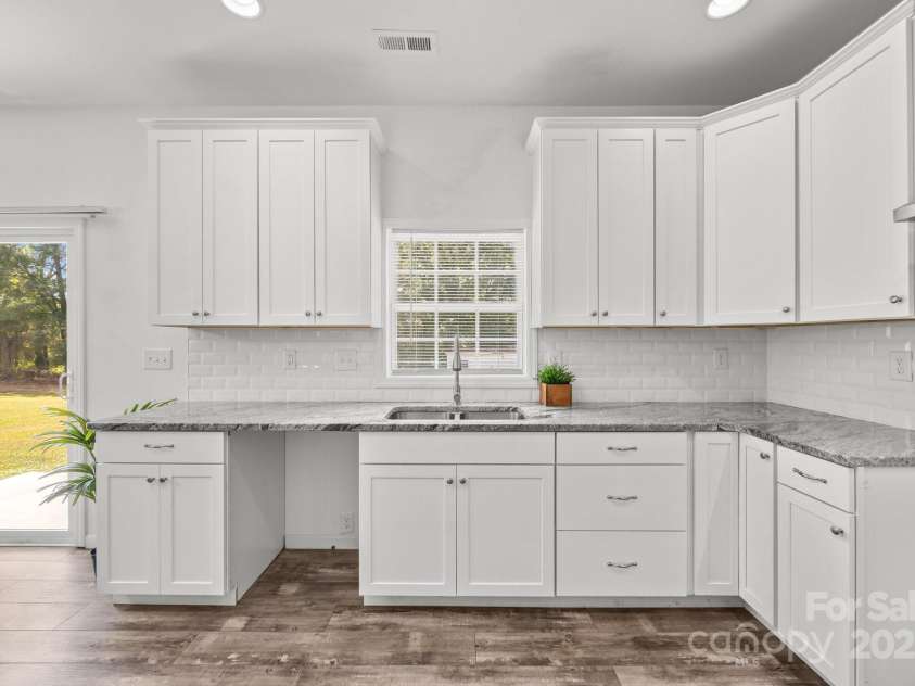 14532 Rocky River Road, Davidson, NC 28036.  MLS# CAR4313544, YatesRealty ID 13438. 