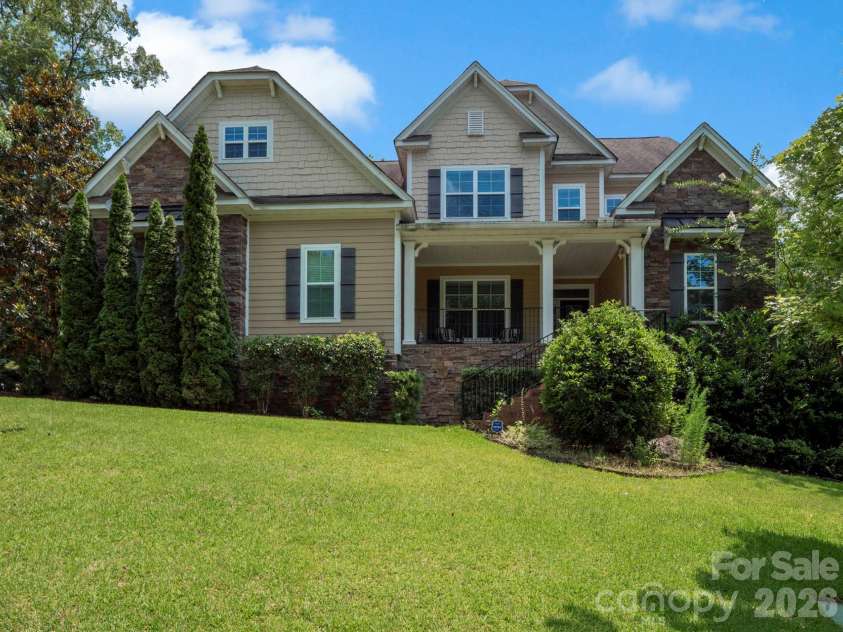 242 Wren Creek Circle, Blythewood, SC 29016.  MLS# CAR4368779, YatesRealty ID 13438. 