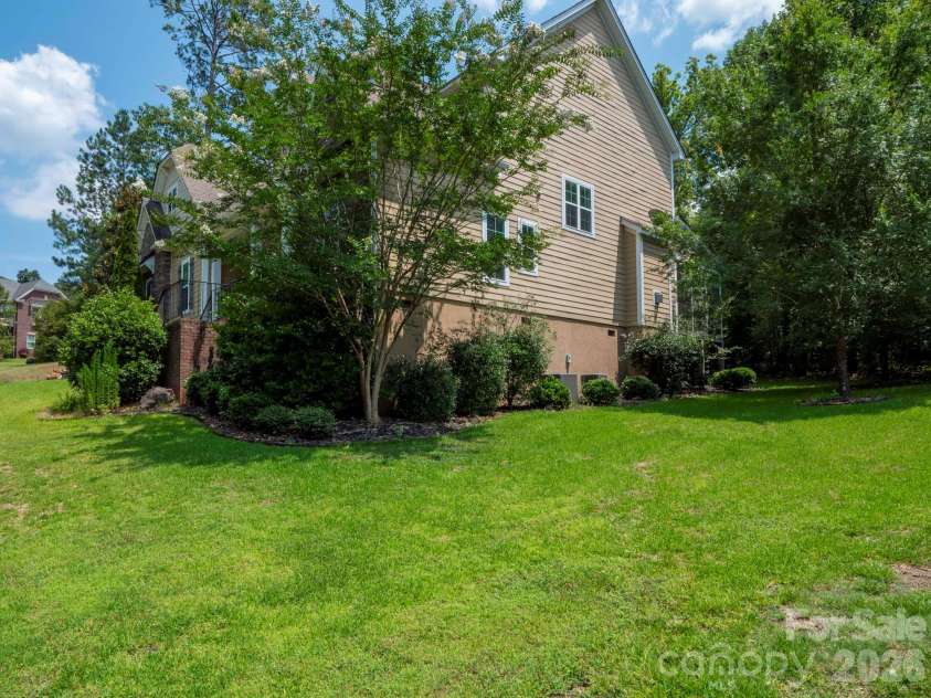 242 Wren Creek Circle, Blythewood, SC 29016.  MLS# CAR4368779, YatesRealty ID 13438. 