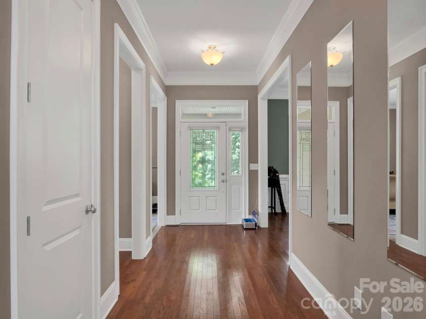242 Wren Creek Circle, Blythewood, SC 29016.  MLS# CAR4368779, YatesRealty ID 13438. 