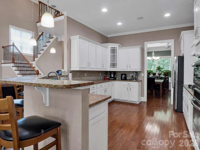 242 Wren Creek Circle, Blythewood, SC 29016.  MLS# CAR4368779, YatesRealty ID 13438. 