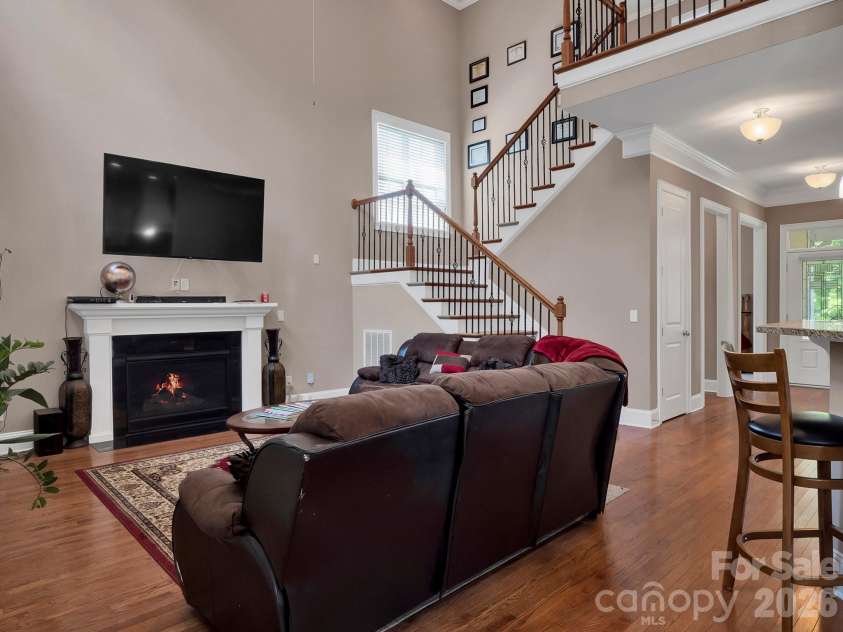 242 Wren Creek Circle, Blythewood, SC 29016.  MLS# CAR4368779, YatesRealty ID 13438. 