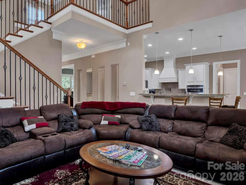 242 Wren Creek Circle, Blythewood, SC 29016.  MLS# CAR4368779, YatesRealty ID 13438. 