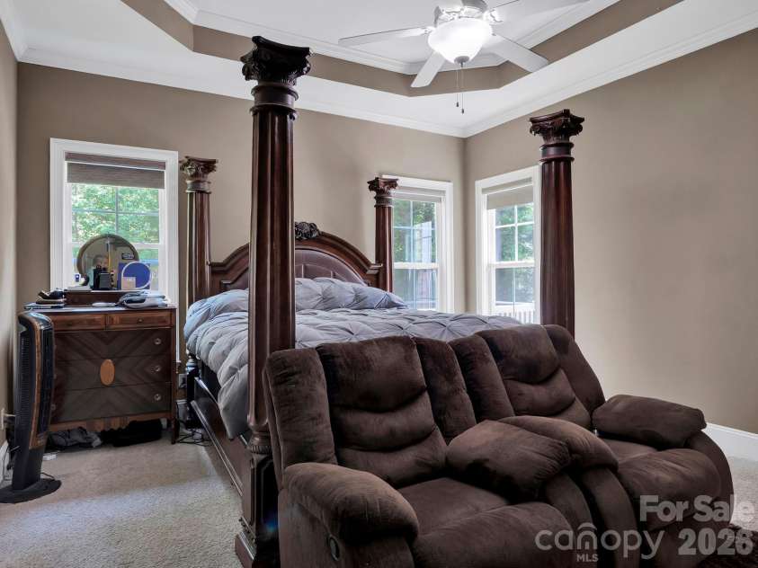 242 Wren Creek Circle, Blythewood, SC 29016.  MLS# CAR4368779, YatesRealty ID 13438. 