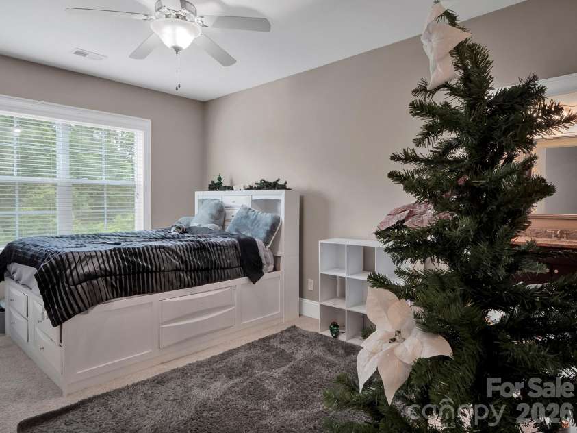 242 Wren Creek Circle, Blythewood, SC 29016.  MLS# CAR4368779, YatesRealty ID 13438. 