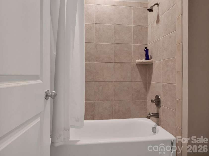 242 Wren Creek Circle, Blythewood, SC 29016.  MLS# CAR4368779, YatesRealty ID 13438. 