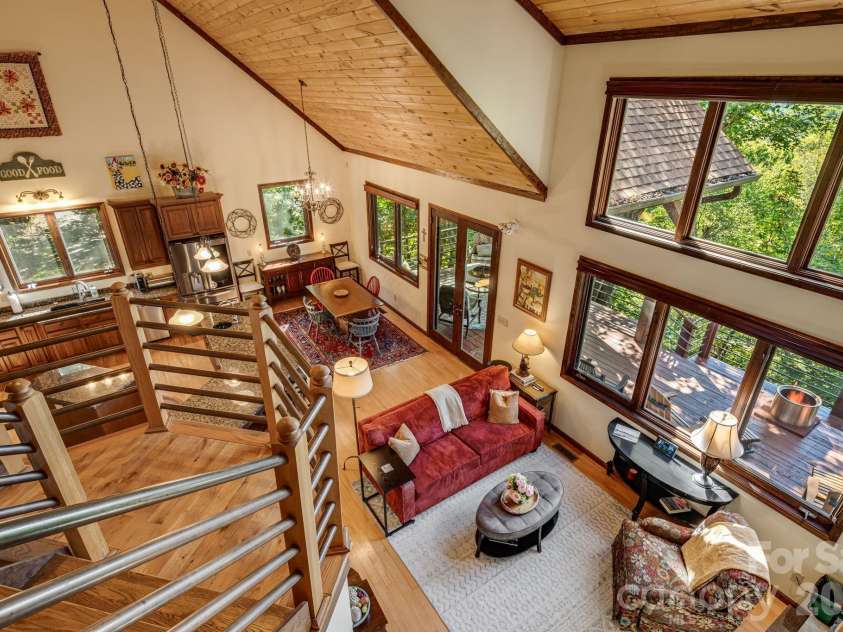 191 Ivy Way, Mars Hill, NC 28754.  MLS# CAR4308782, YatesRealty ID 1344. Copper railings inside and out.