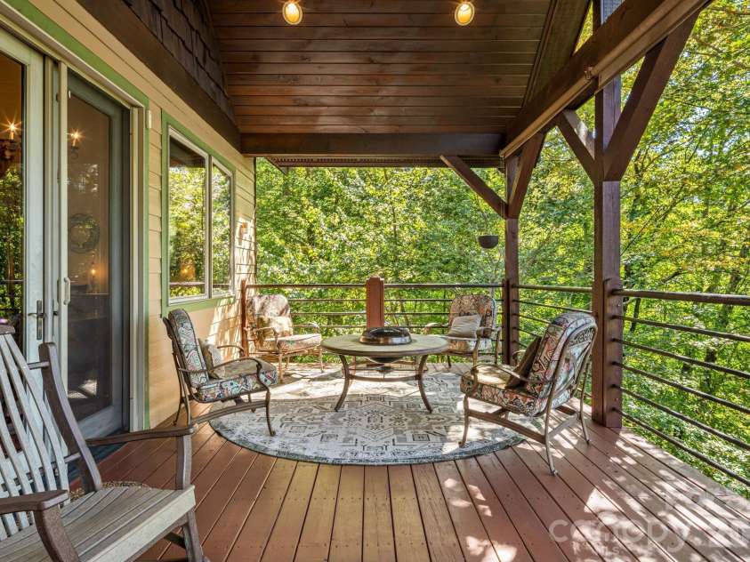 191 Ivy Way, Mars Hill, NC 28754.  MLS# CAR4308782, YatesRealty ID 1344. Listen to sounds of the bold creek from your outdoor living rooms.