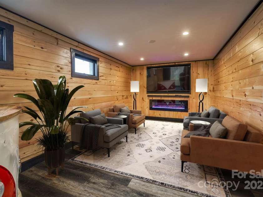 405 Strawberry Lane, Newland, NC 28657.  MLS# CAR4251206, YatesRealty ID 13441. Virtually staged