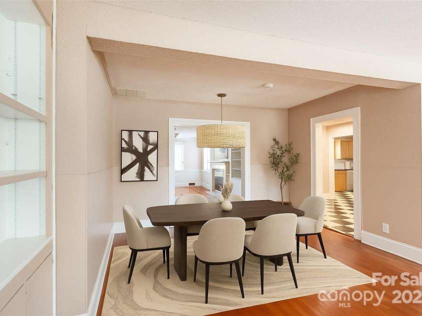 539 Marsh Road, Charlotte, NC 28209.  MLS# CAR4247791, YatesRealty ID 13443. 