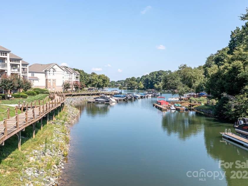 104 Pier 33 Drive, Mooresville, NC 28117.  MLS# CAR4255394, YatesRealty ID 13444. 