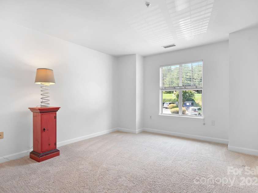 104 Pier 33 Drive, Mooresville, NC 28117.  MLS# CAR4255394, YatesRealty ID 13444. Bedroom 2